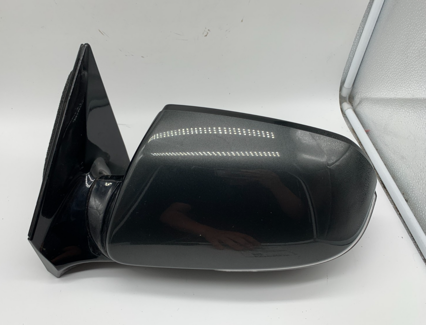 2013-2016 Hyundai Santa Fe Driver Side View Power Door Mirror Gray OEM B03B54004