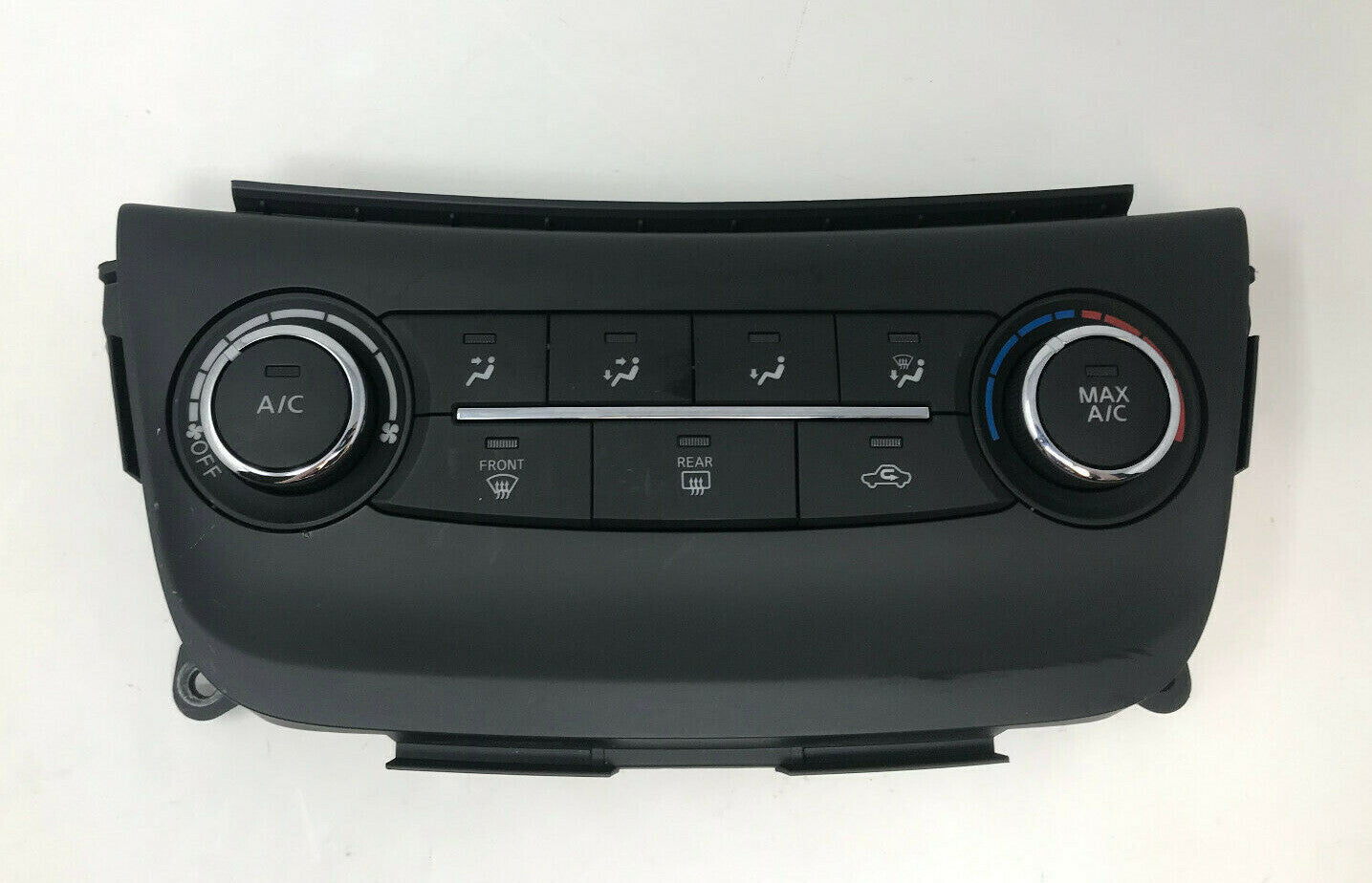 2017-2019 Nissan Sentra AC Heater Climate Control Temperature D02B15007