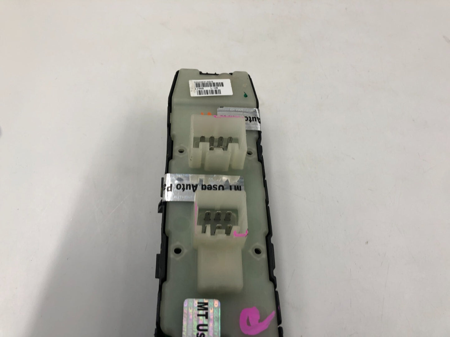 2007-2010 Dodge Caliber Master Power Window Switch OEM E03B45070