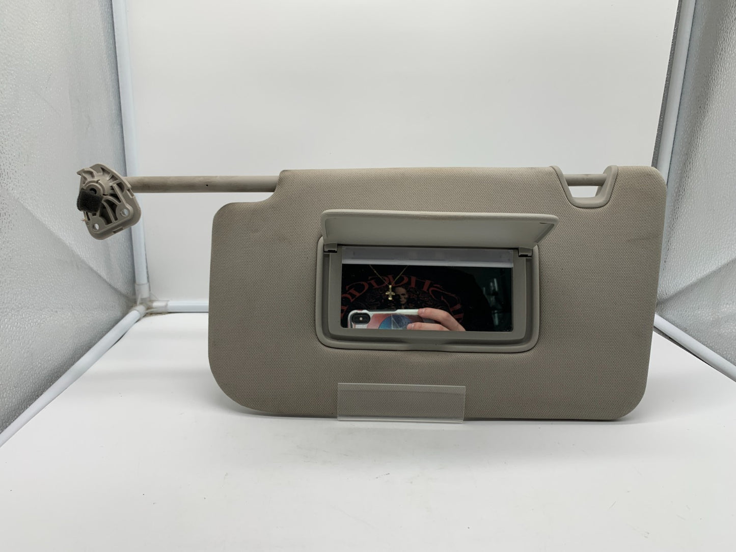 2018-2020 Nissan Rogue Driver Sun Visor Gray Illuminated OEM C03B59008