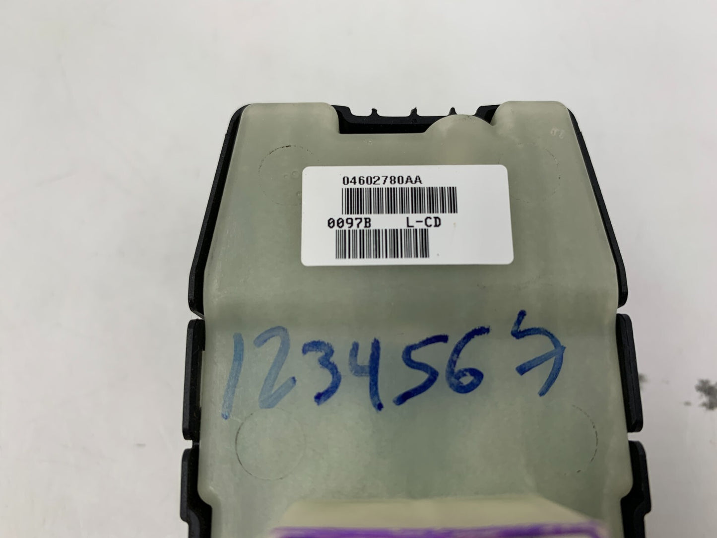 2007-2008 Dodge Magnum Master Power Window Switch OEM D04B46012