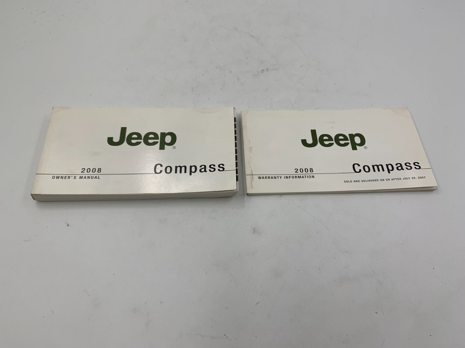 2008 Jeep Compass Owners Manual Set with Case OEM B02B26052