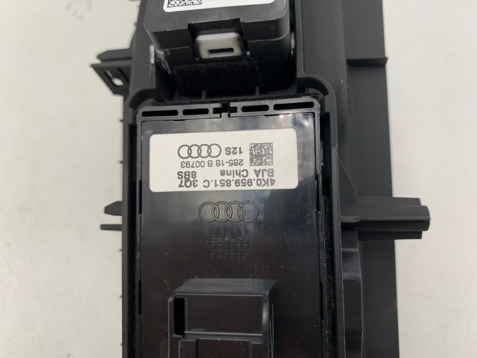 2019 Audi E-Tron Master Power Window Switch OEM D02B41017