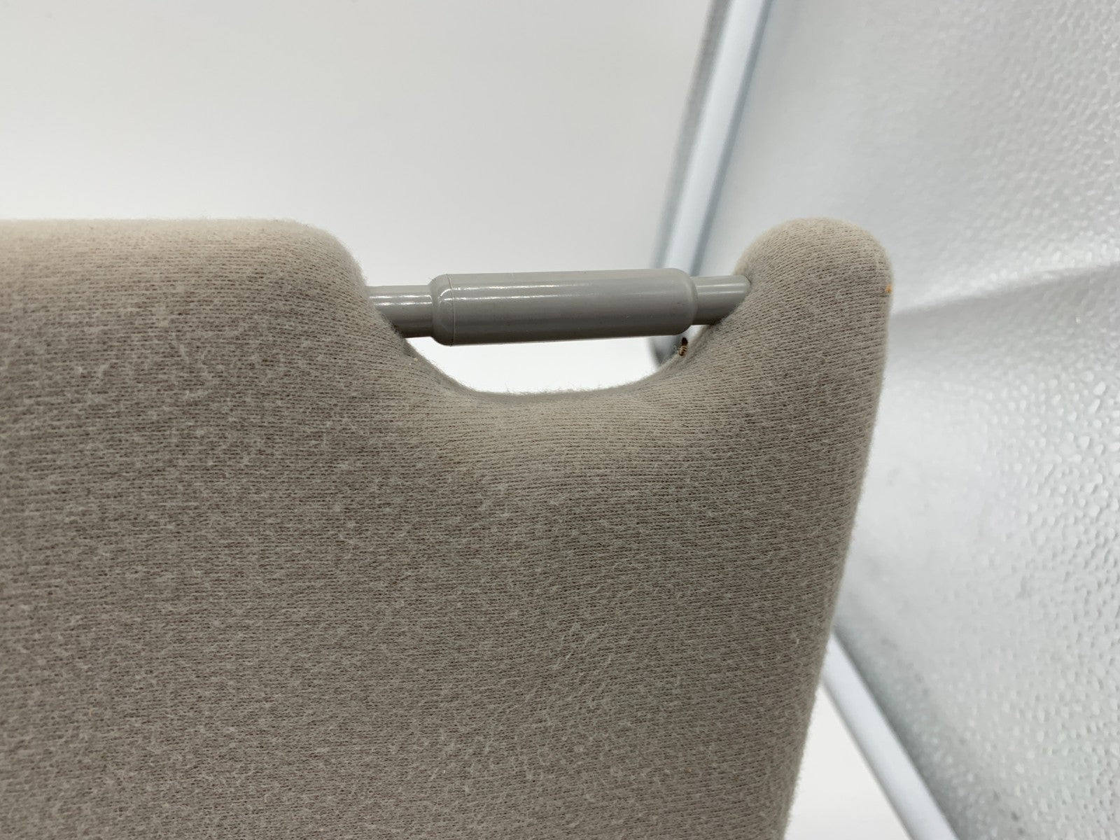 2005-2012 Toyota Avalon Passenger Sun Visor Illuminated Beige D01B20032