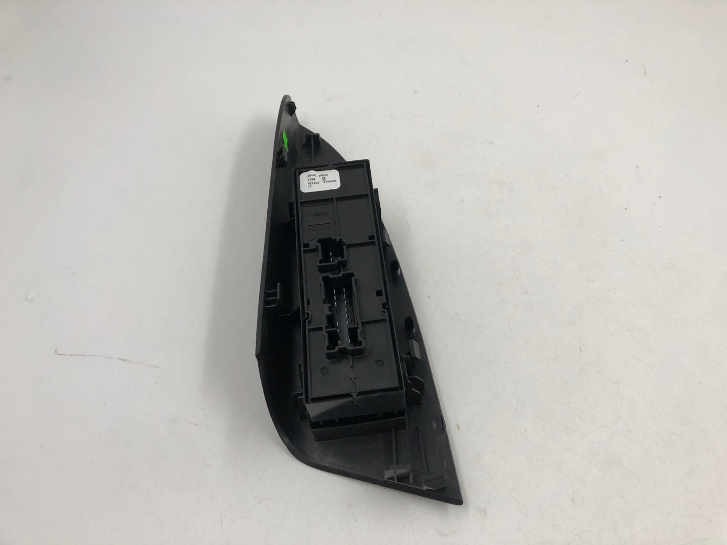 2013-2019 Nissan Sentra Master Power Window Switch OEM D03B53058