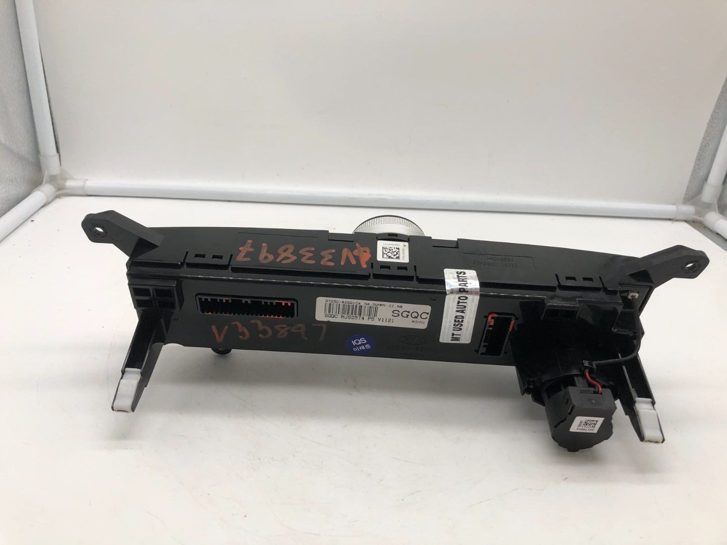 2017-2019 Kia Soul AC Heater Climate Control Unit OEM C02B51007