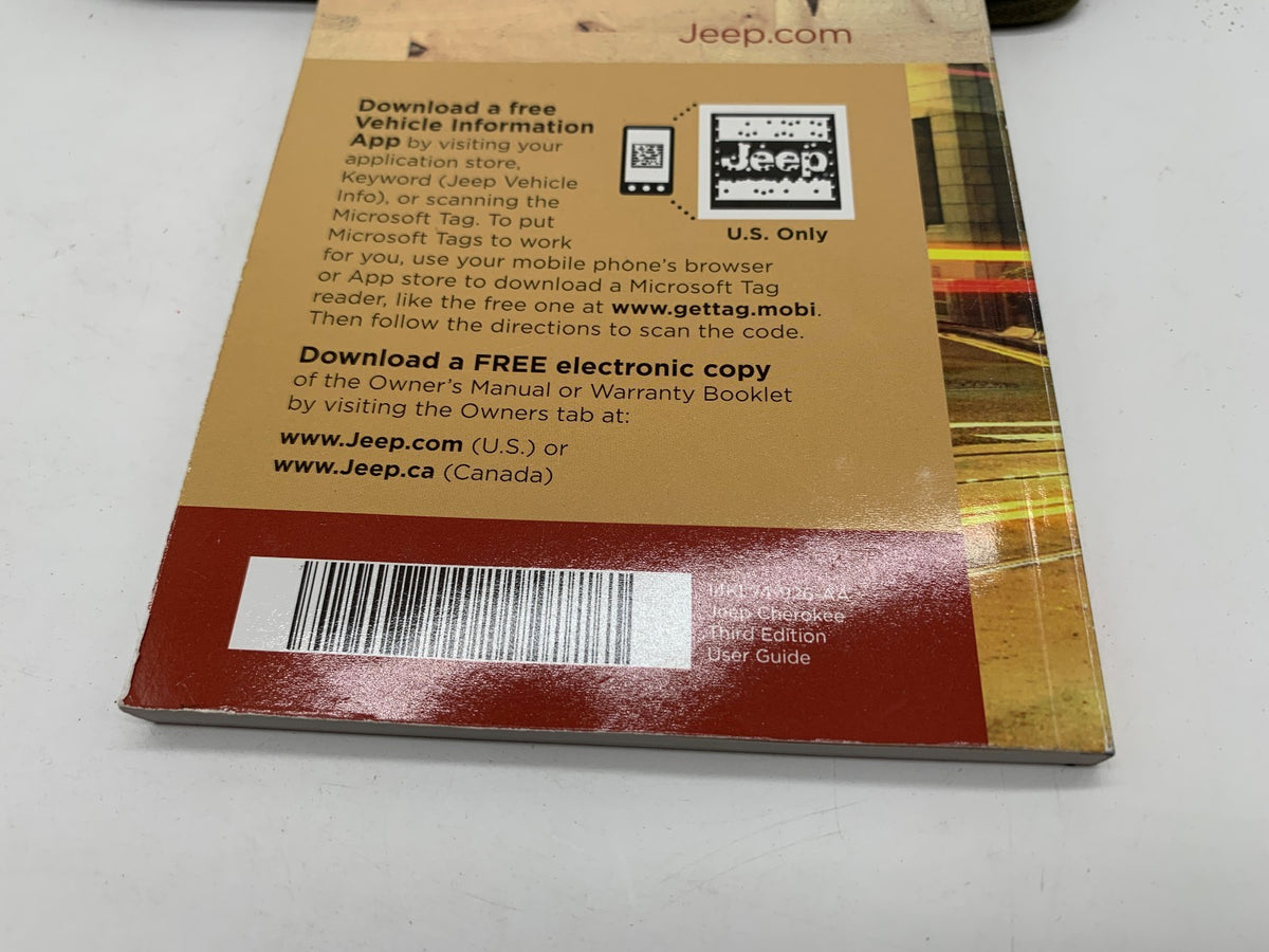 2014 Jeep Cherokee Owners Manual Set with Case OEM R01B12026
