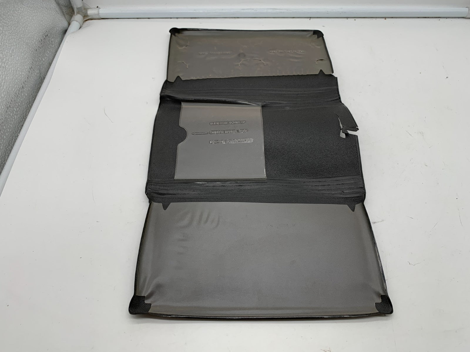 2006 Chrysler Pacifica Owners Manual with Case OEM A01B01010