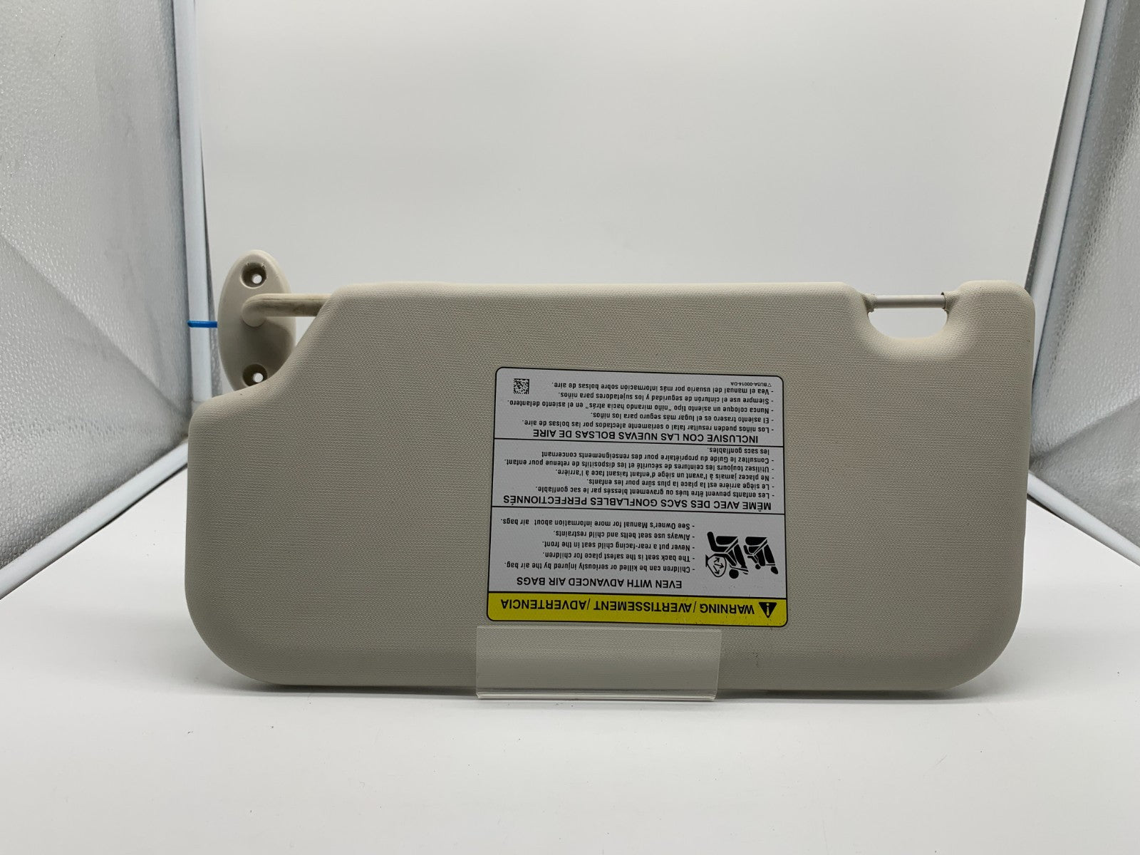 2012-2013 Ford Focus Passenger Sun Visor White OEM E02B36059