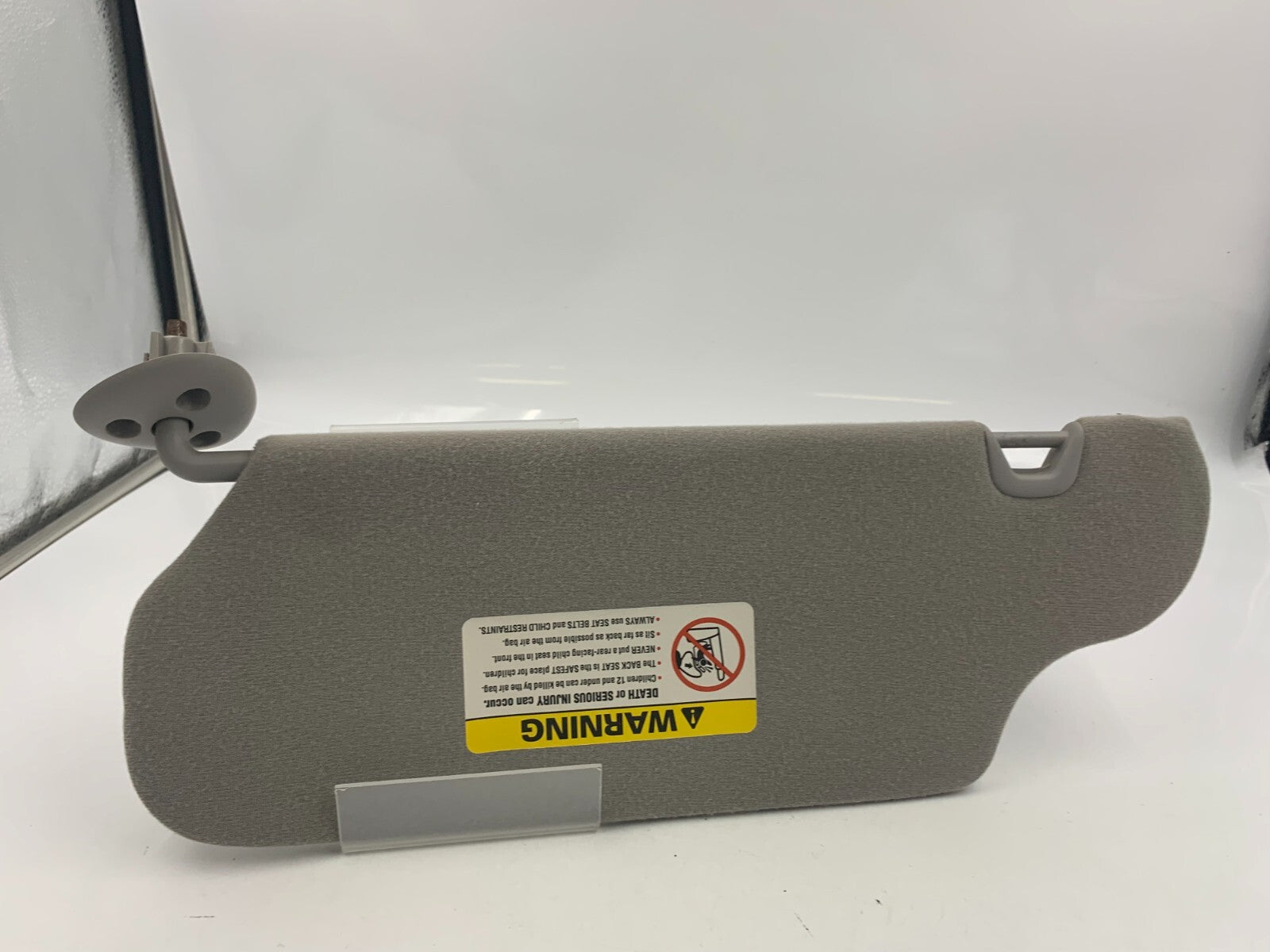 2001-2003 Ford Taurus Passenger Sun Visor Gray OEM B03B29033