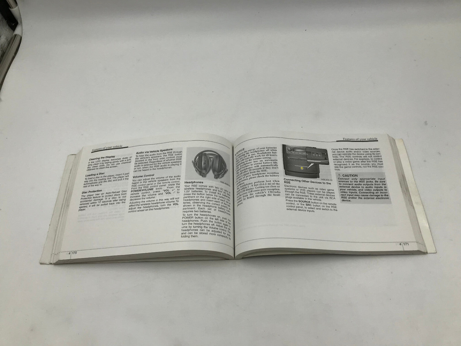 2007 Hyundai Entourage Owners Manual OEM B03B47056