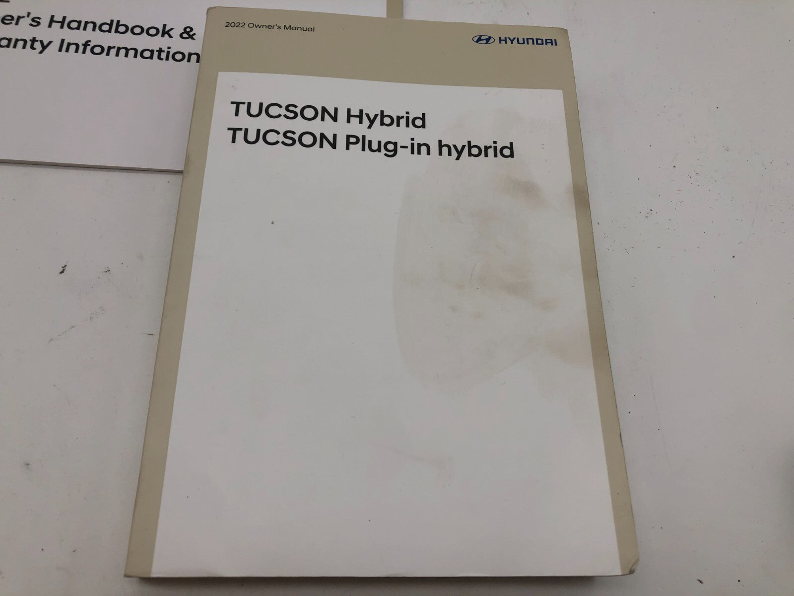 2022 Hyundai Tucson Hybrid Owners Manual Set OEM B02B08039