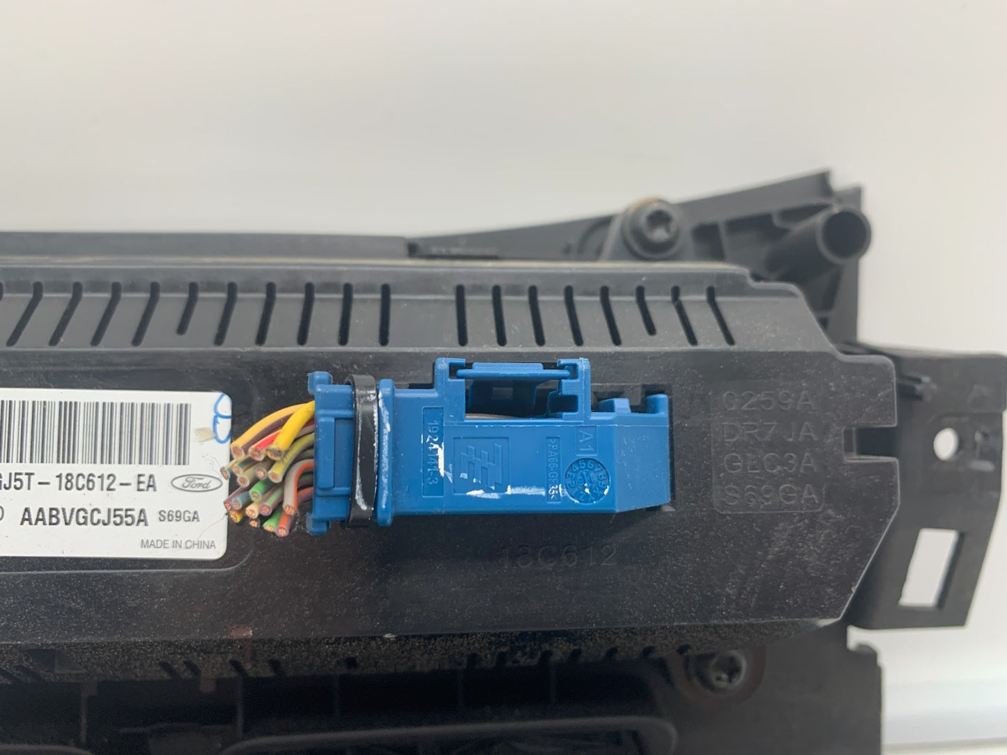 2017 Ford Escape AC Heater Climate Control Unit OEM A01B52093