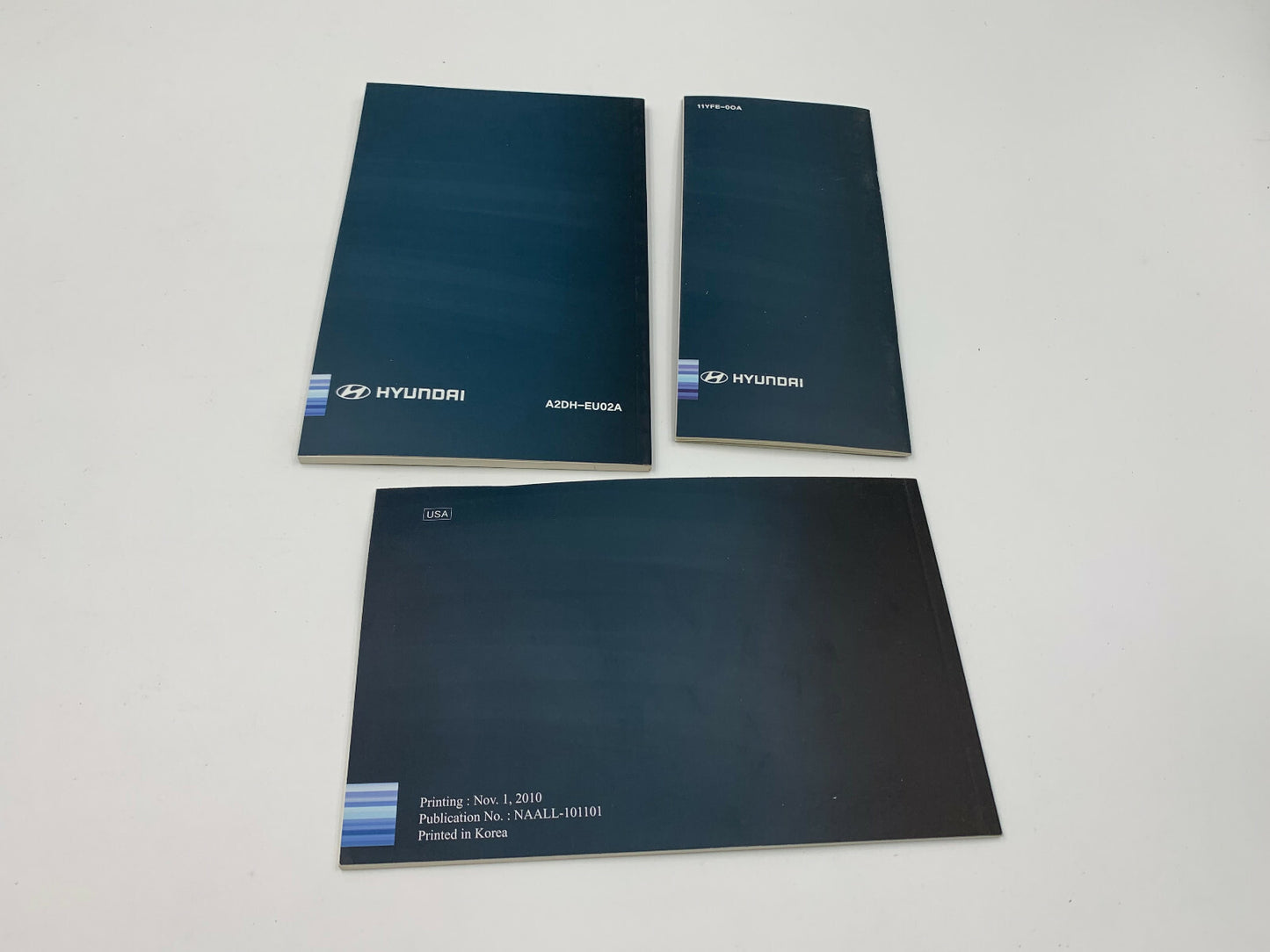 2011 Hyundai Sonata Hybrid Owners Manual with Leather Case OEM B02B38084