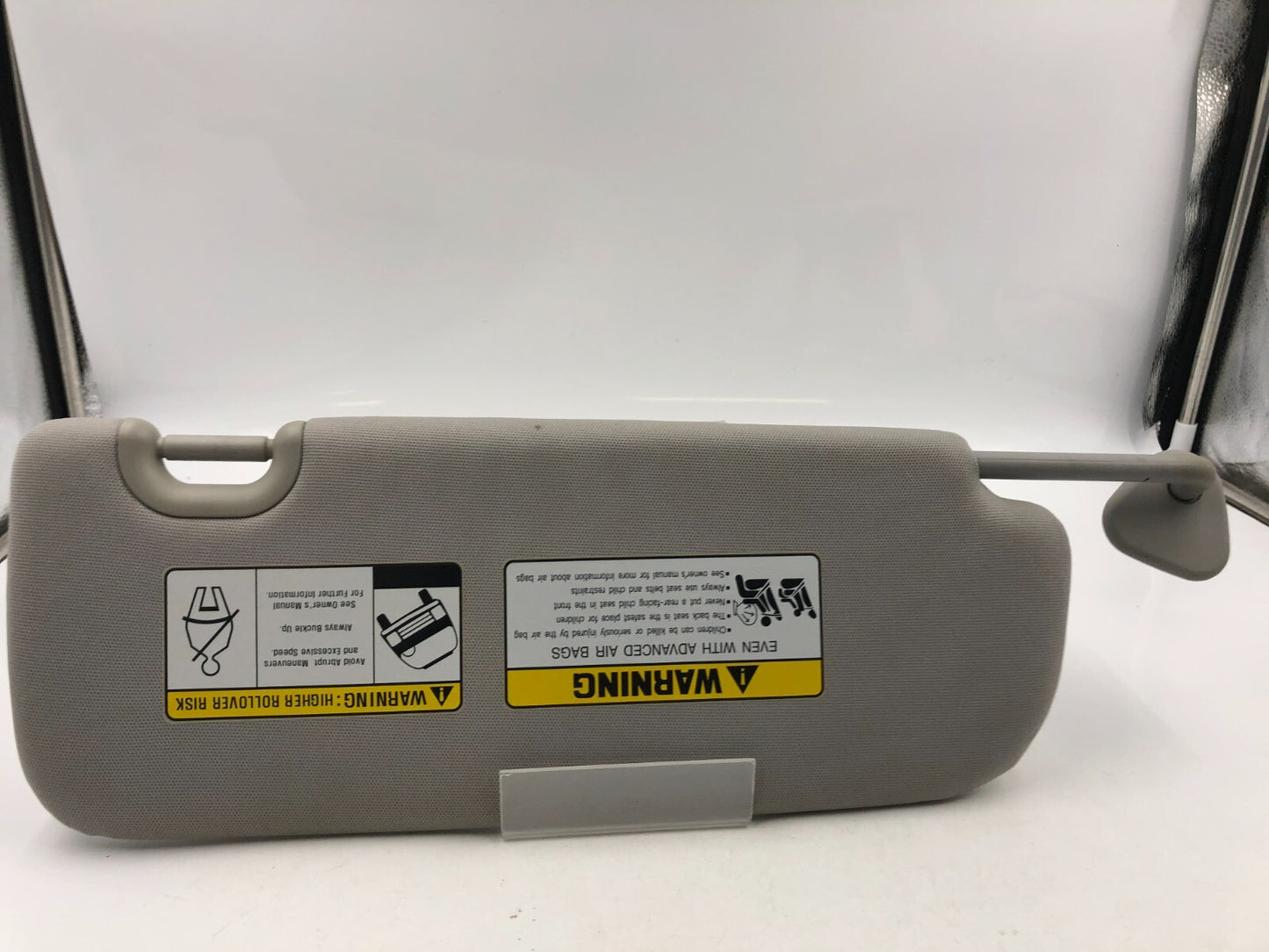 2013-2018 Hyundai Santa Fe Driver Sun Visor Sunvisor Gray OEM A01B09040