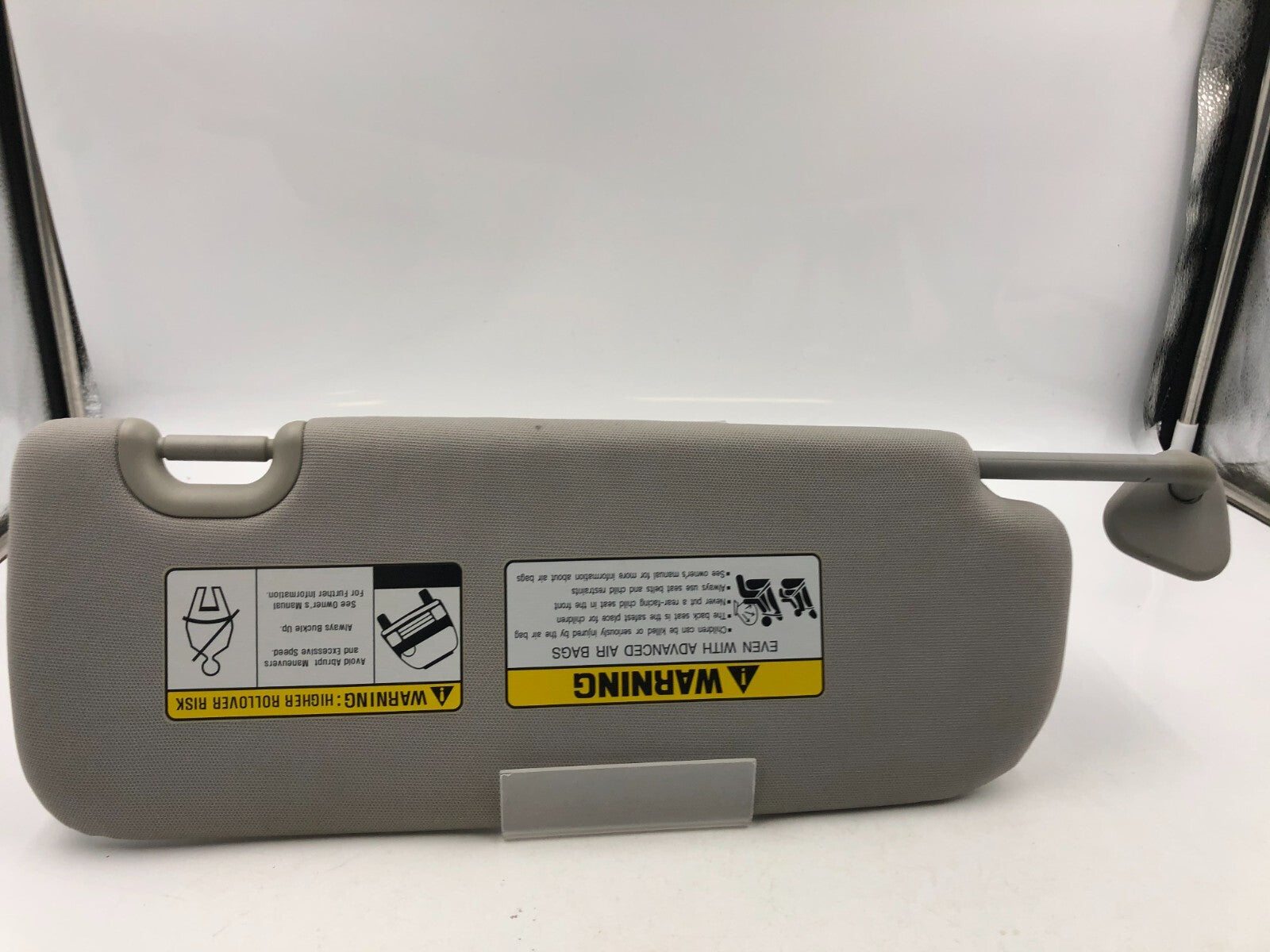 2013-2018 Hyundai Santa Fe Driver Sun Visor Sunvisor Gray OEM A01B09040