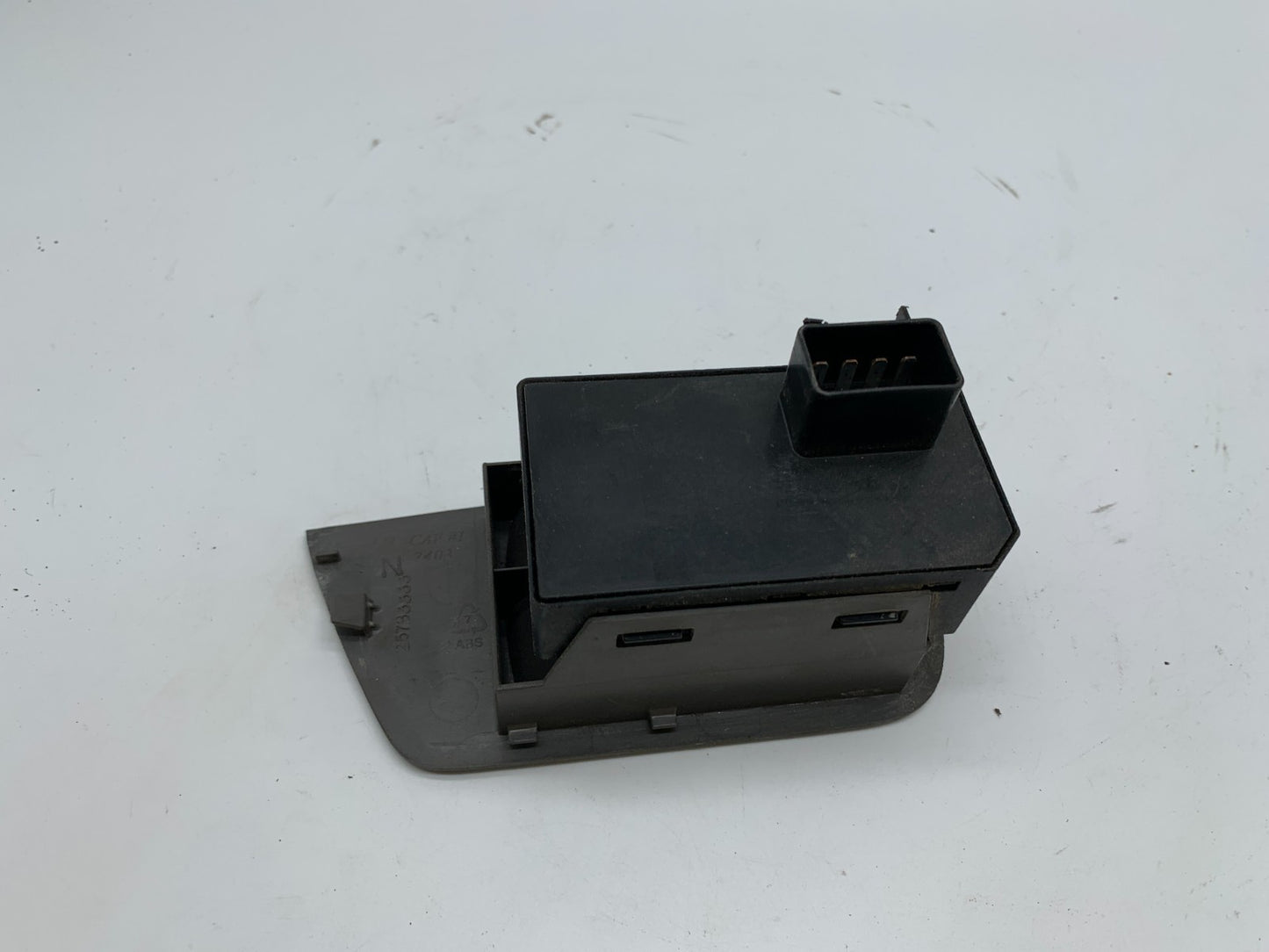 2008-2014 GMC Savana 1500 Master Power Window Switch OEM D01B36014