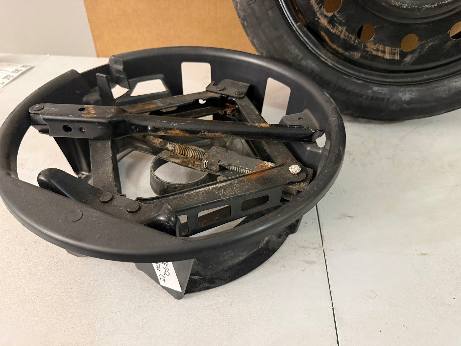 2003-2007 Cadillac CTS Spare Tire 16" Compact Donut with Jack Kit T125/70R16 OEM