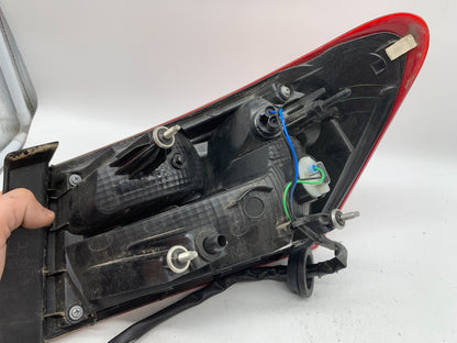 2016-2023 Chevrolet Malibu Driver Side Tail Light Taillight OEM D01B04067