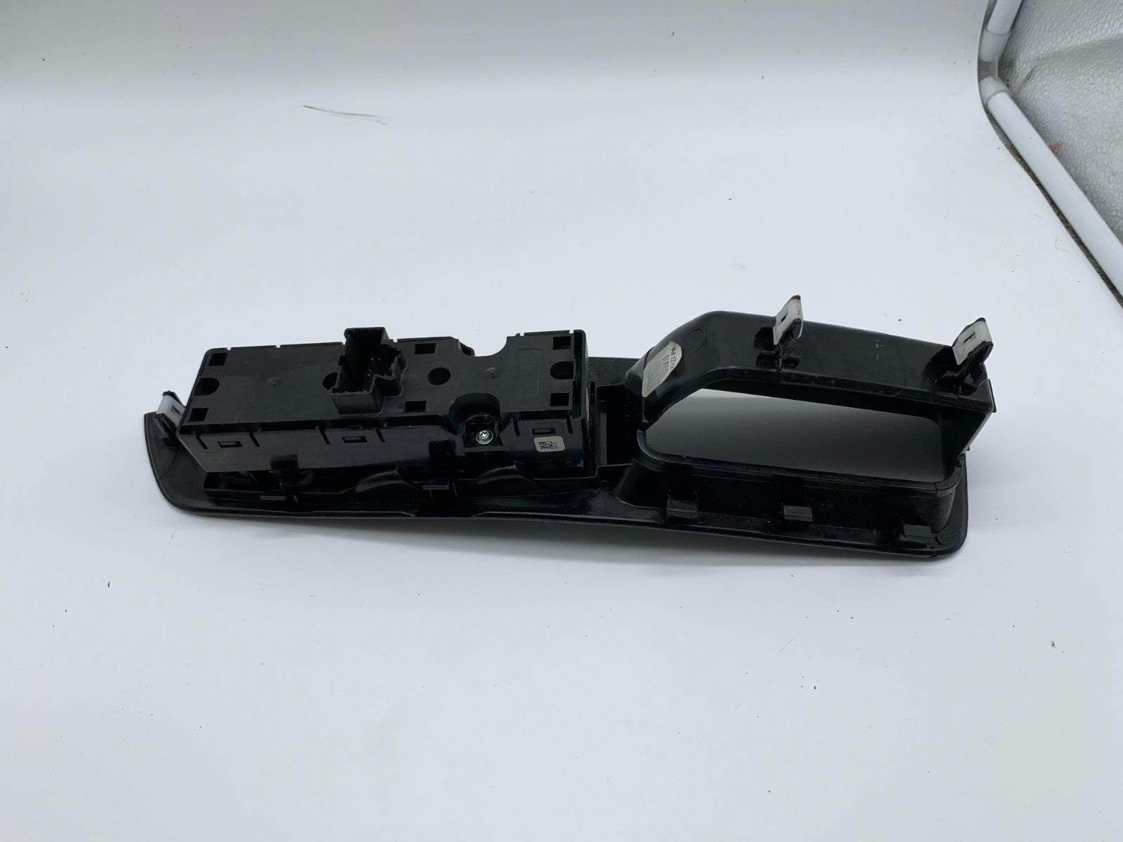 2016-2020 Ford Edge Master Power Window Switch OEM B03B55038