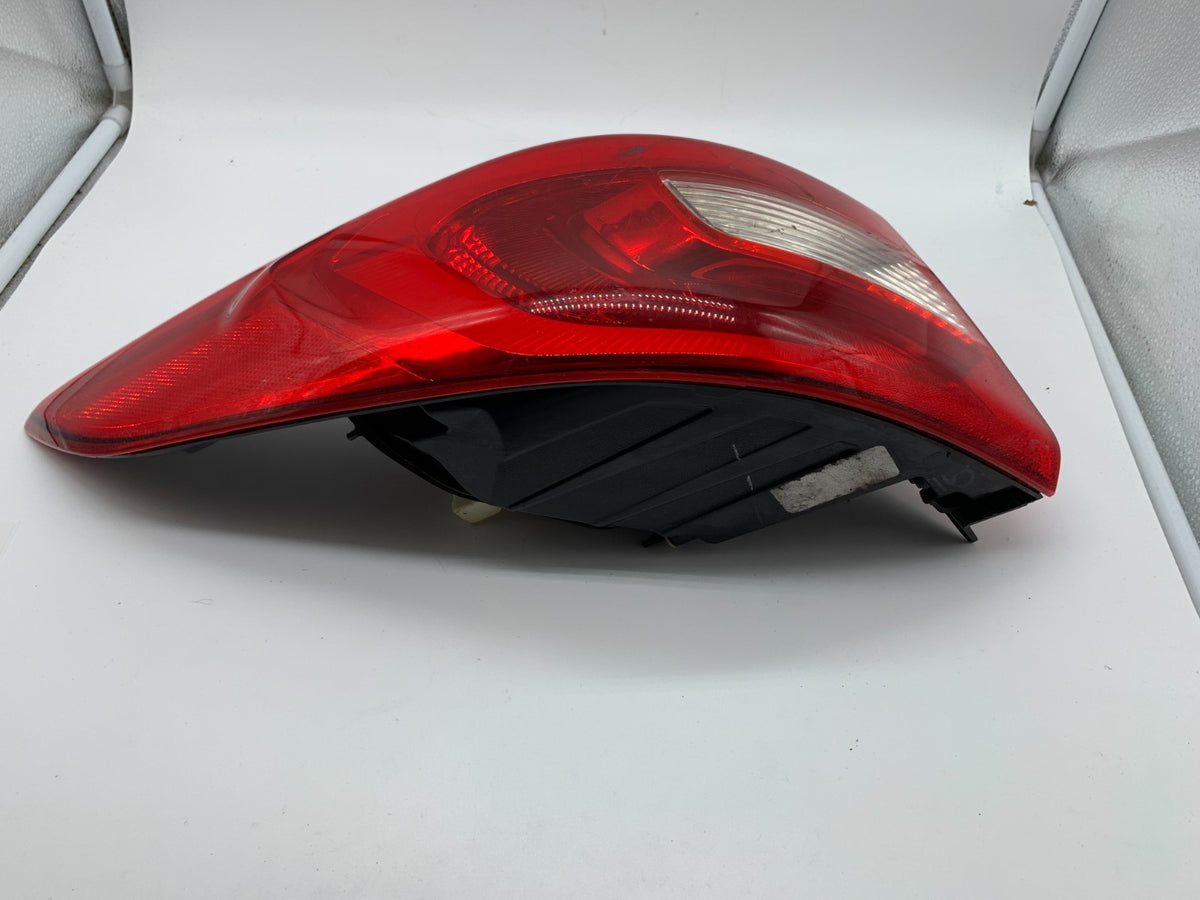 2015-2017 Hyundai Sonata Driver Side View Tail Light Taillight OEM D02B24007