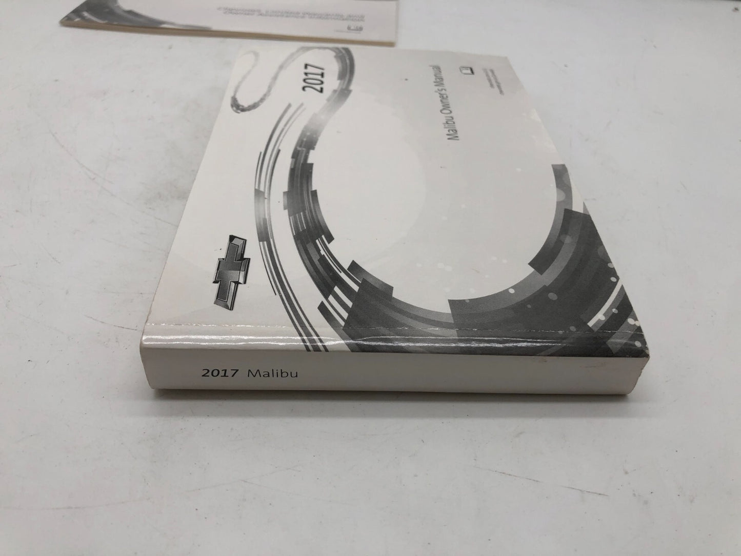 2017 Chevrolet Malibu Owners Manual Set OEM A01B26005