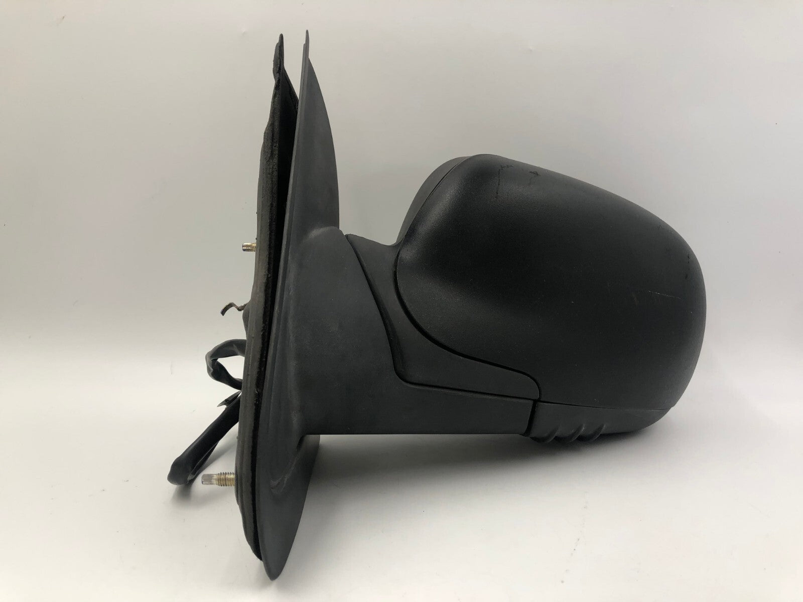 2006-2008 Isuzu Ascender Trailblazer Driver Side View Power Door Mirror C04B5500