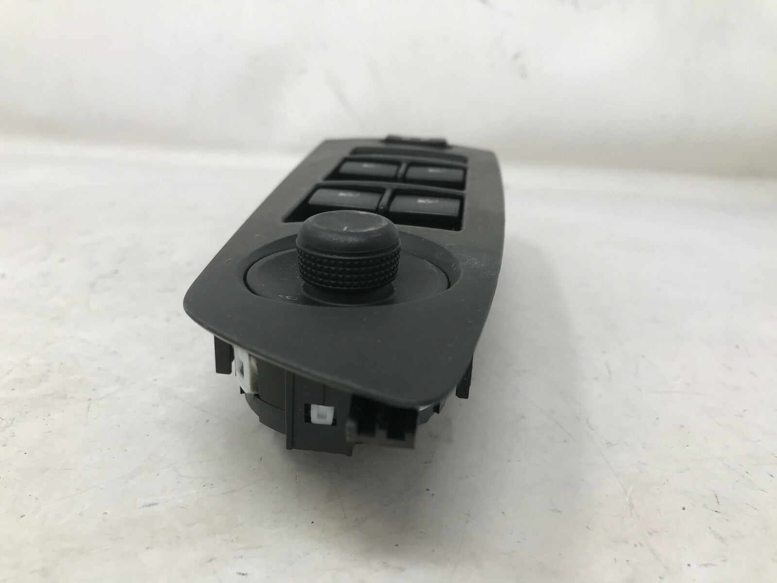 2017-2021 Chevrolet Trax Master Power Window Switch OEM A04B24082