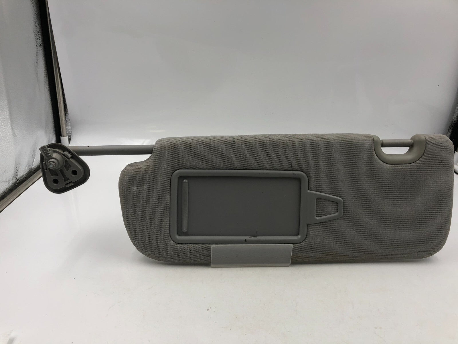 2013-2018 Hyundai Santa Fe Driver Sun Visor Sunvisor Gray OEM A01B09040