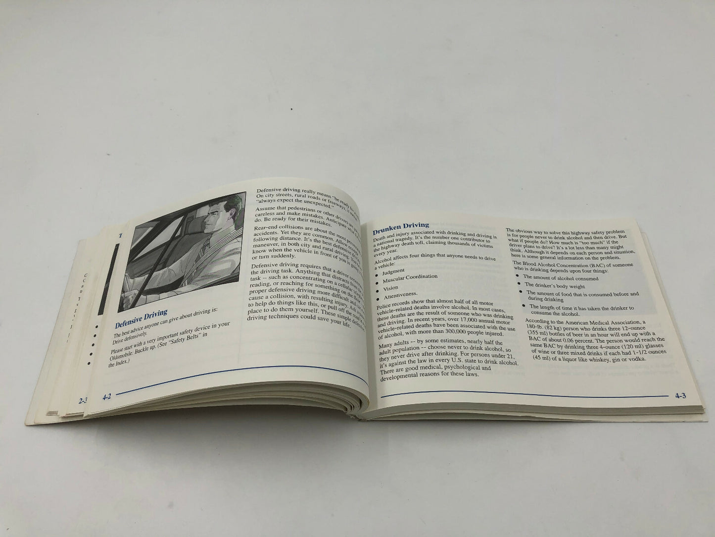 1998 Oldsmobile Eighty Eight Owners Manual Set with Case OEM E01B40081