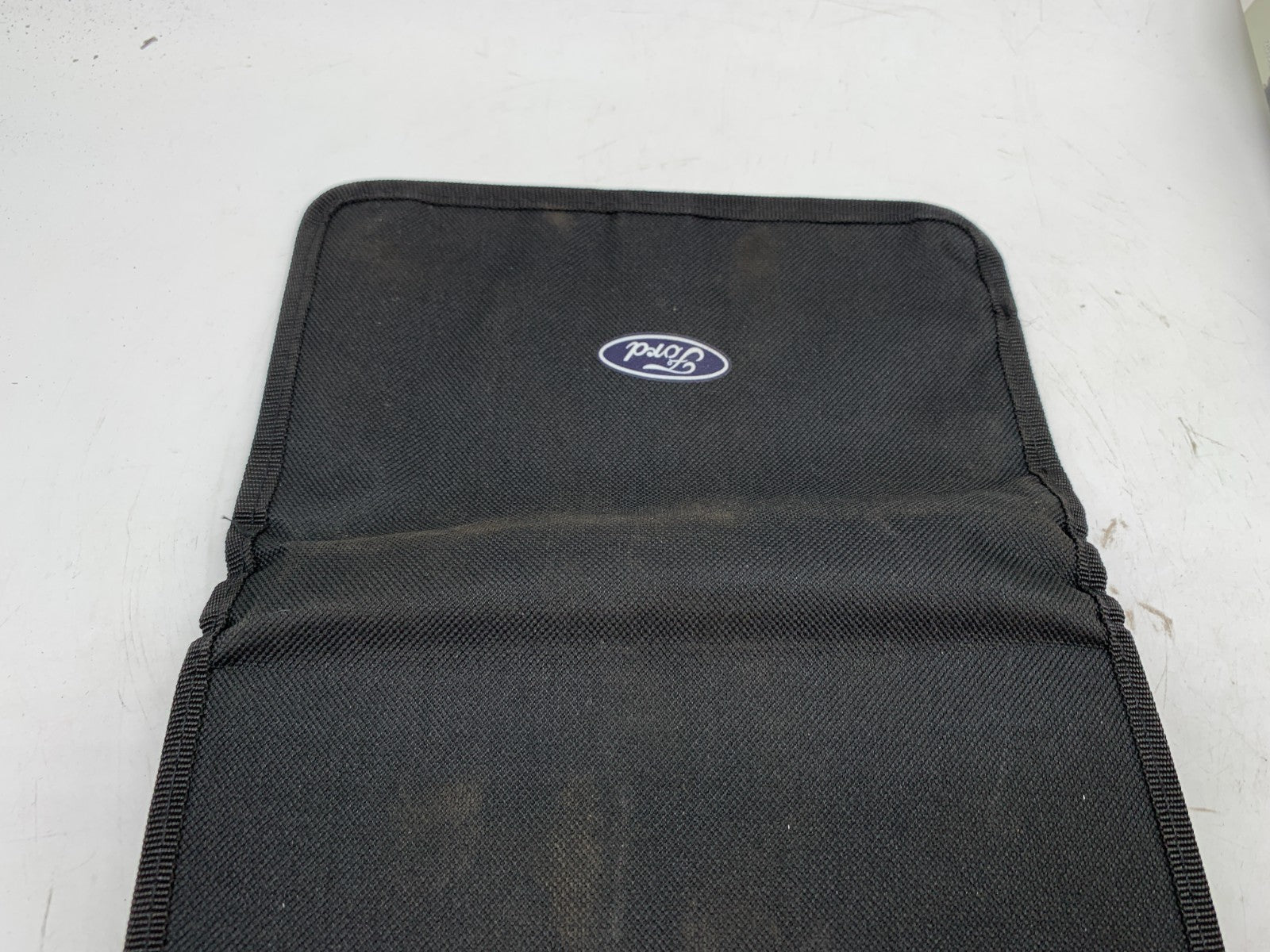 2019 Ford Escape Owners Manual Set with Case OEM A04B35010