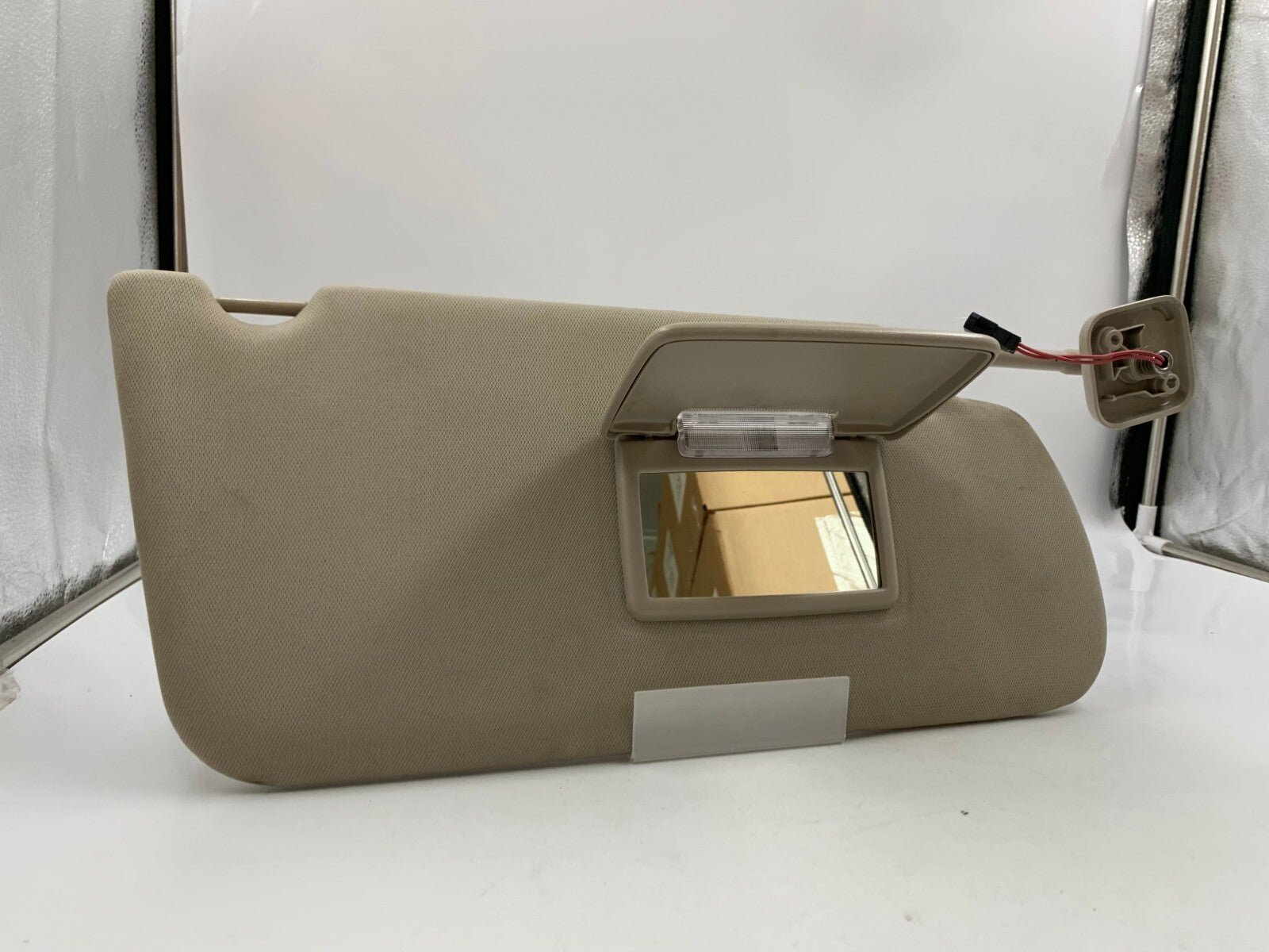 2009-2012 Ford Flex Passenger Sun Visor Sunvisor Gray Illuminated OEM B03B16090