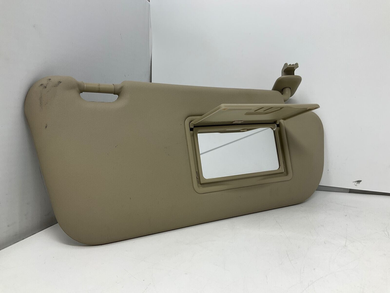 2004-2009 Mazda 3 Passenger Sun Visor Beige OEM D01B52084