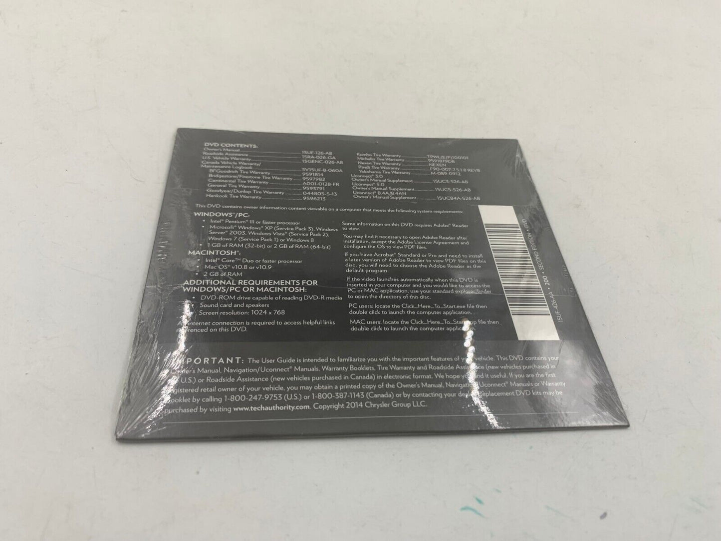 2015 Chrysler 200 Owners Manual Set with Case OEM E03B58011