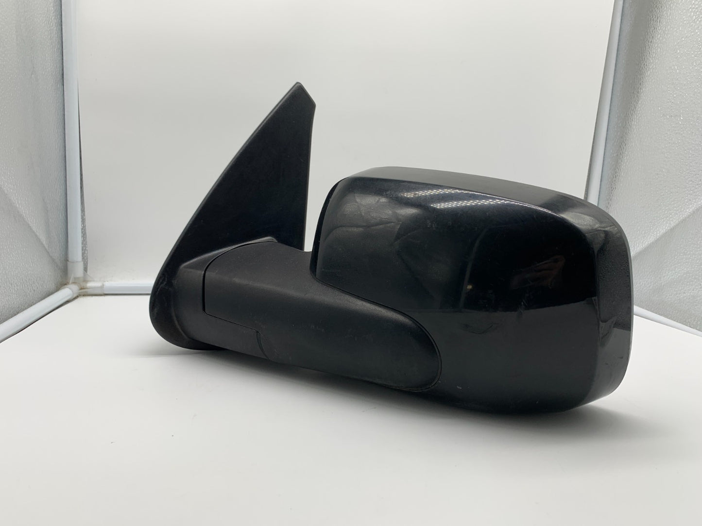 2006-2011 Chevrolet HHR Driver Side View Power Door Mirror Black OEM C02B23064