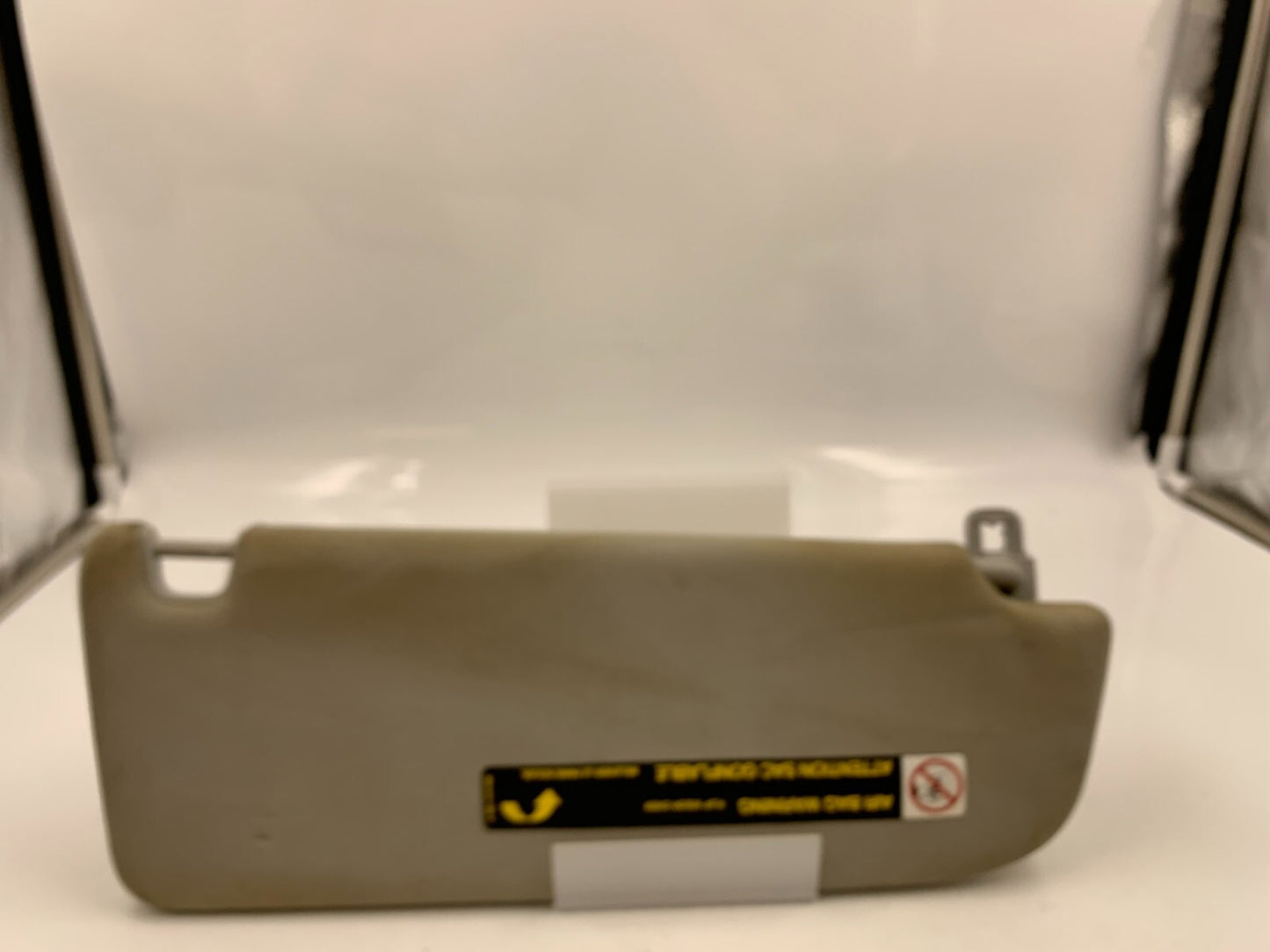 2013-2017 Audi A6 Driver Sun Visor Illuminated Gray OEM E02B21054