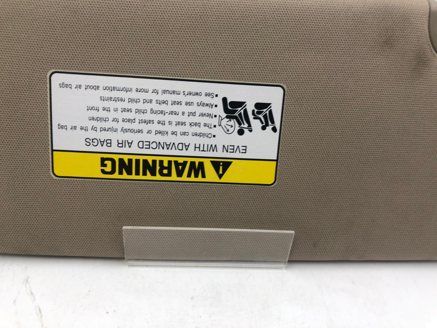 2013-2019 Hyundai Santa Fe Passenger Sun Visor Beige Illuminated OEM A02B32040