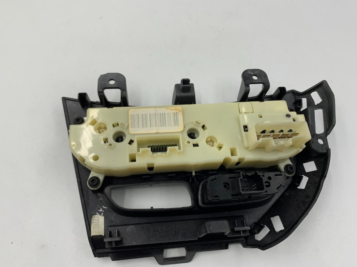 2013-2014 Ford Focus AC Heater Climate Control Unit OEM C01B39045
