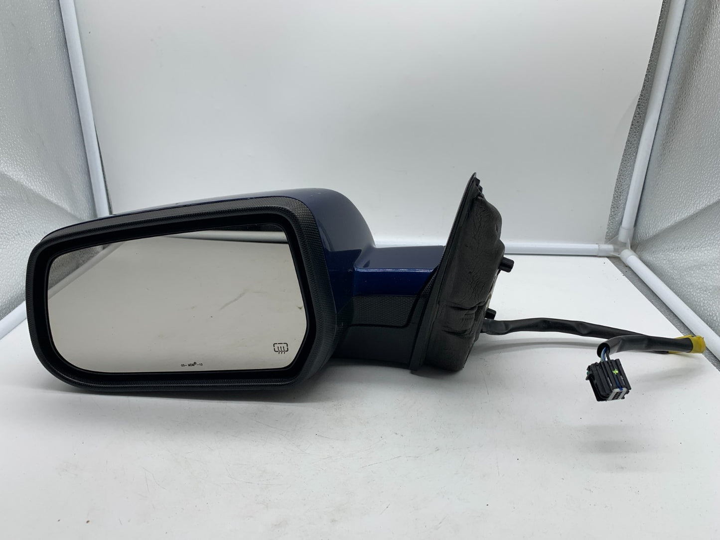2010-2011 GMC Terrain Driver Side Power Door Mirror Blue OEM A03B25092