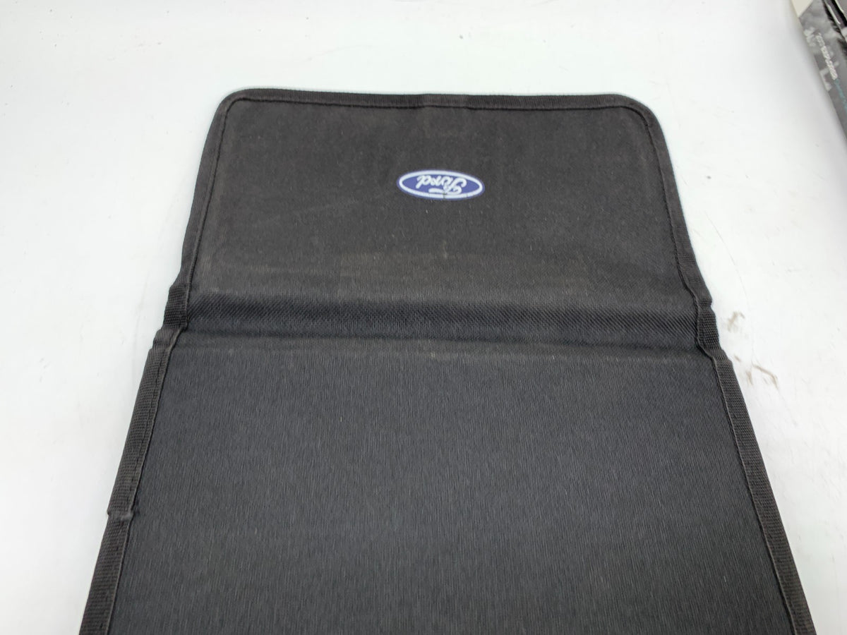 2017 Ford Explorer Owners Manual Set with Case OEM C02B07010