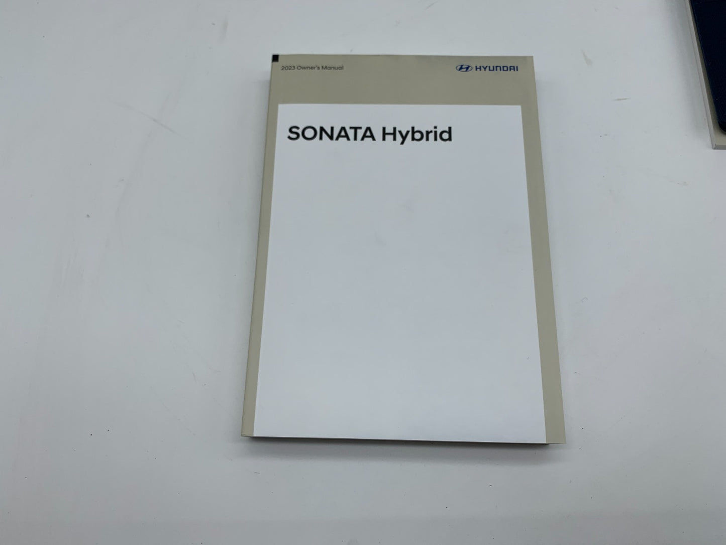 2023 Hyundai Tucson Hybrid Owners Manual Set with Case OEM A03B54005