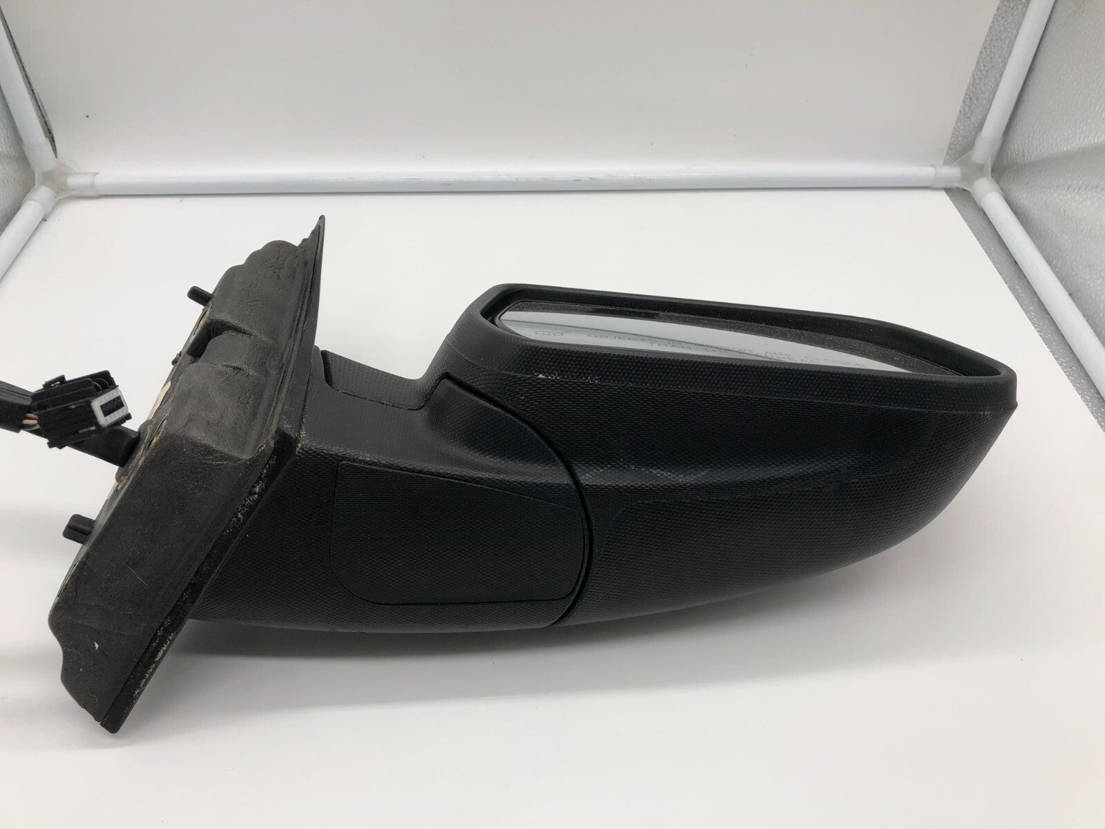 2010-2011 Chevrolet Equinox Passenger View Power Door Mirror Red OEM D01B42002