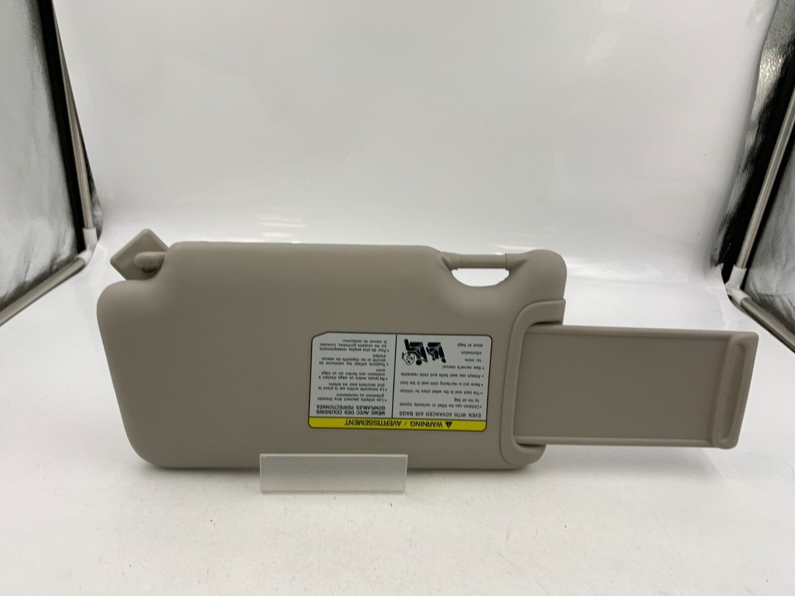2015-2019 Nissan Versa Passenger Sun Visor Gray OEM D03B42002