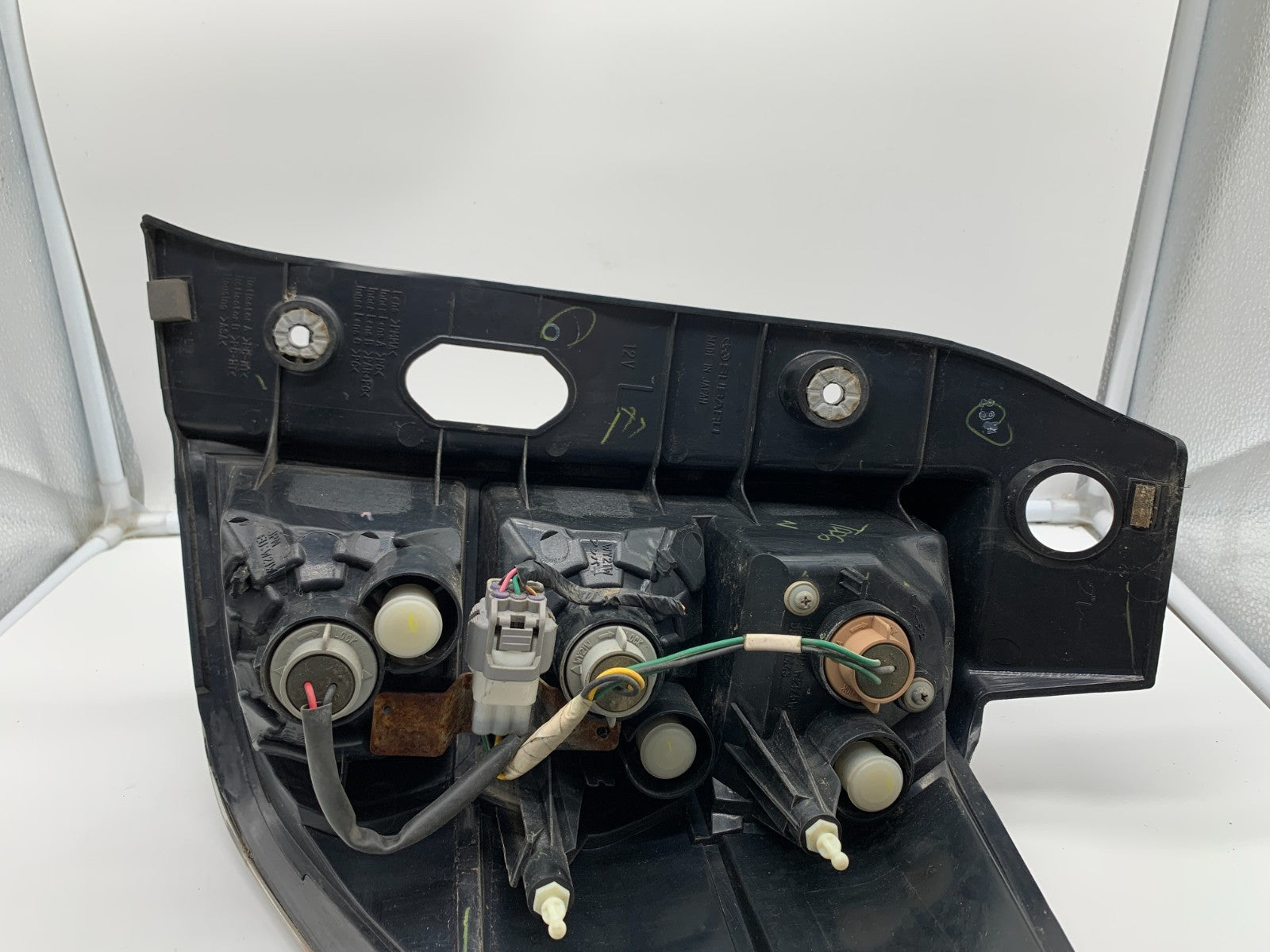 2009-2013 Subaru Forester Driver Side Tail Light Taillight OEM C03B54017