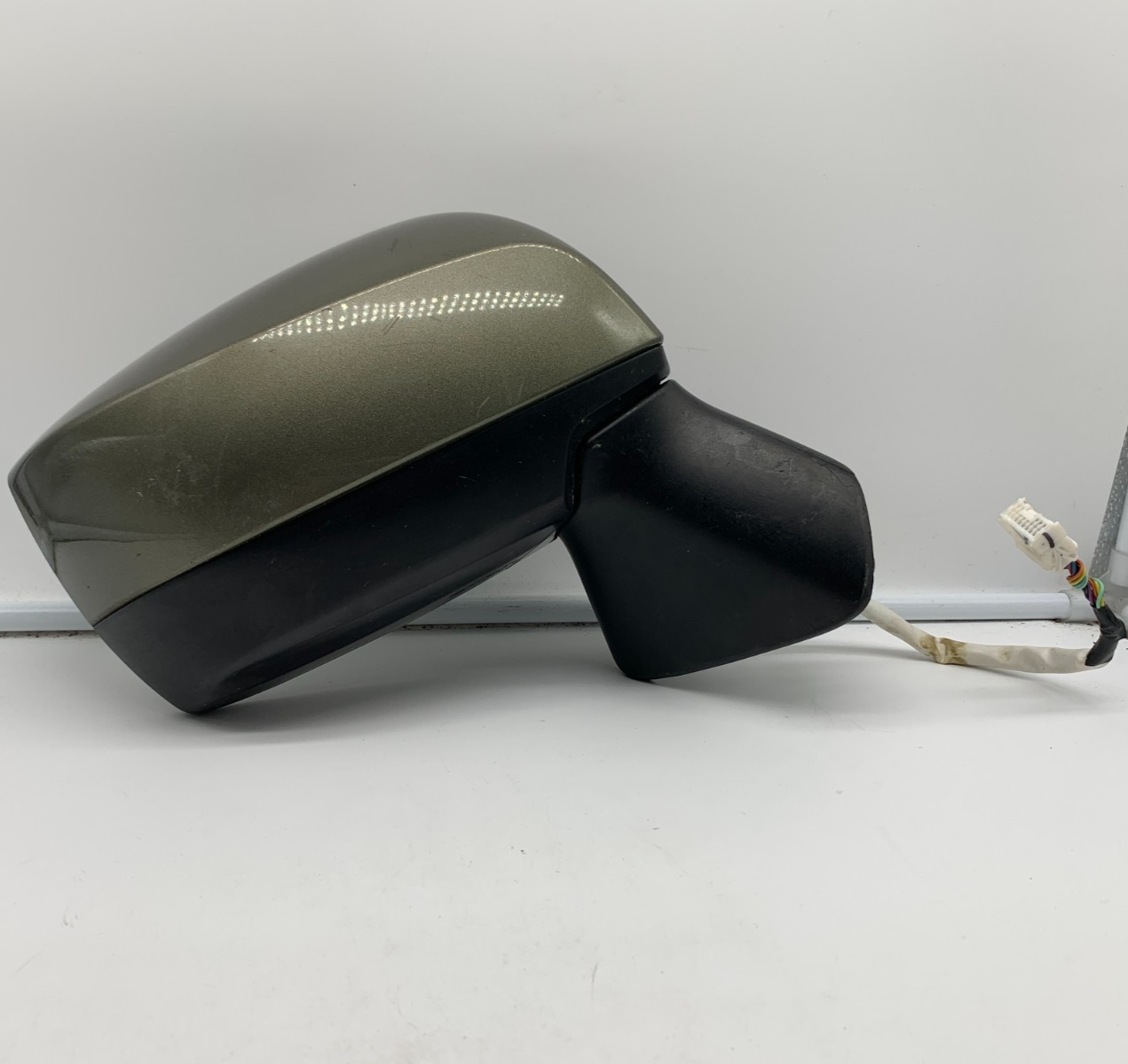 2015-2017 Subaru Legacy Passenger Side Power Door Mirror Green BSA OEM B03B16098