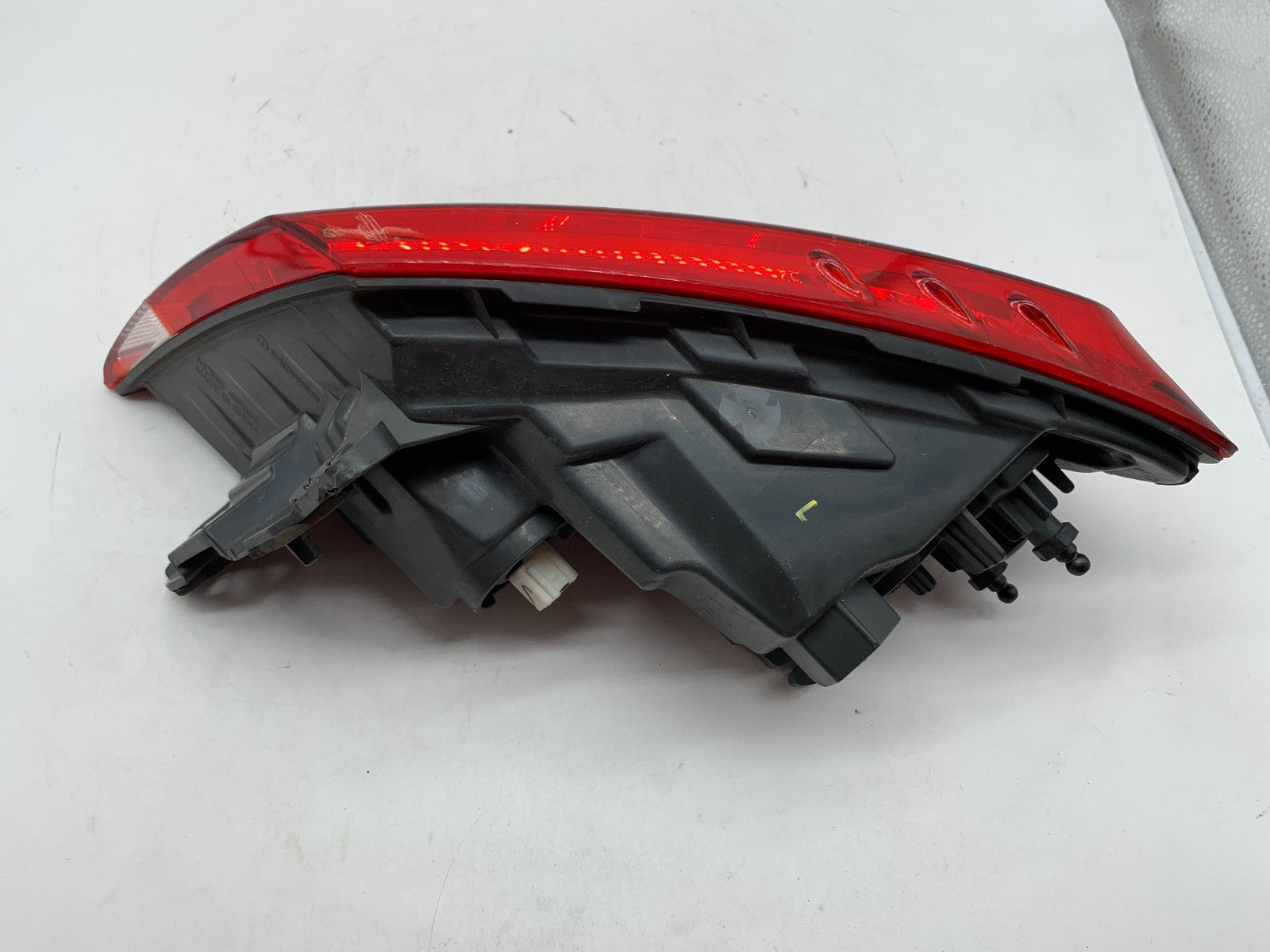 2015-2016 Chrysler 200 Driver Side Tail Light Taillight OEM C02B19001