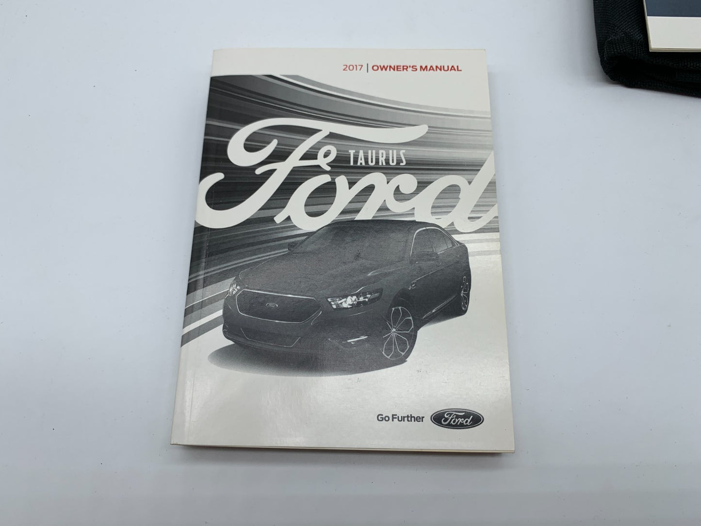 2017 Ford Taurus Owners Manual Set with Case OEM D02B15029