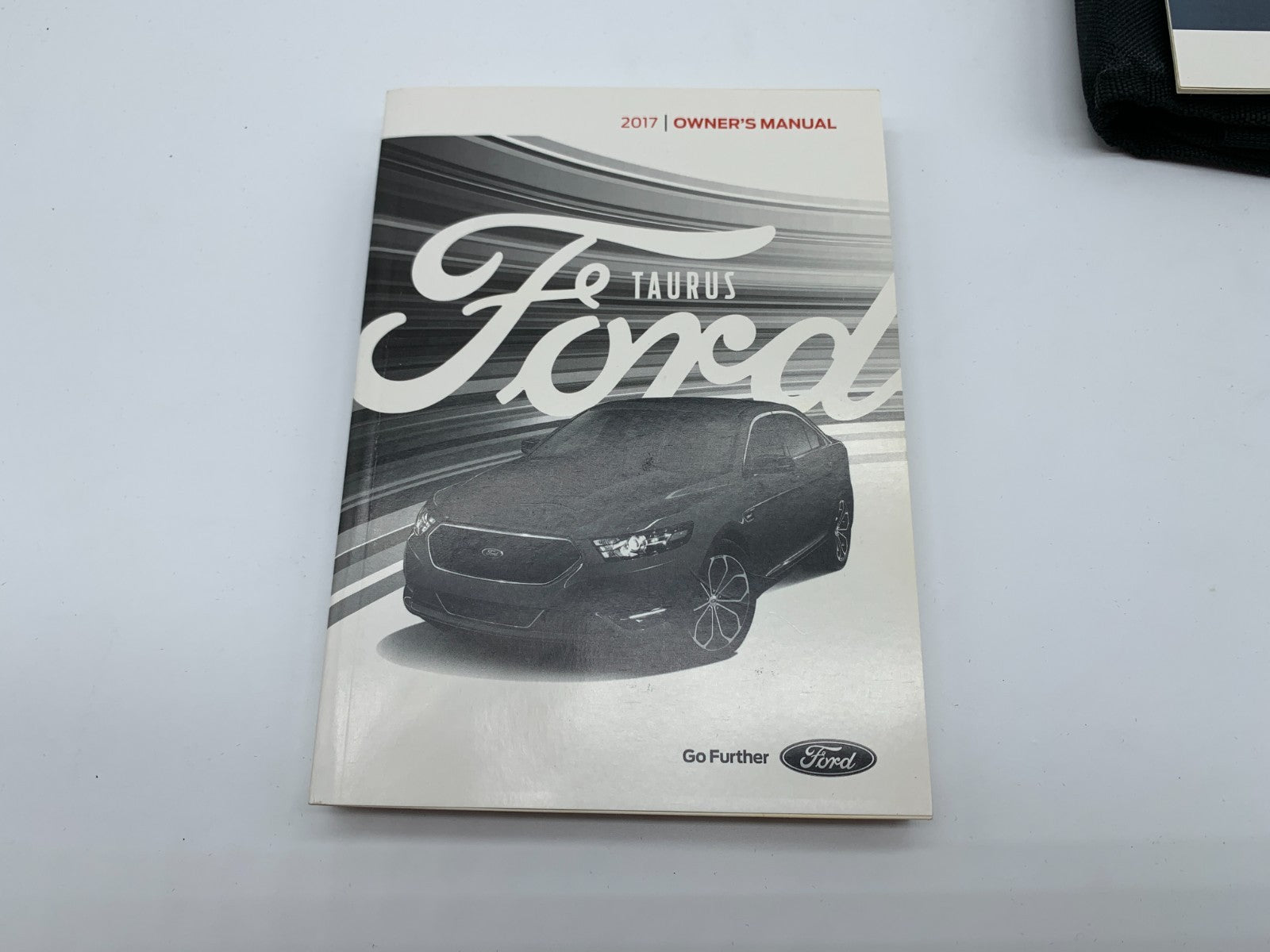 2017 Ford Taurus Owners Manual Set with Case OEM D02B15029