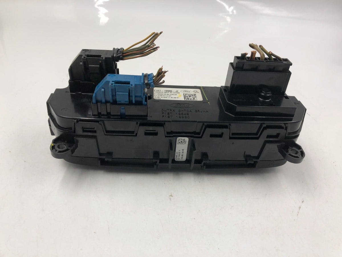 2015-2018 Ford Focus AC Heater Climate Control Unit OEM C02B52011