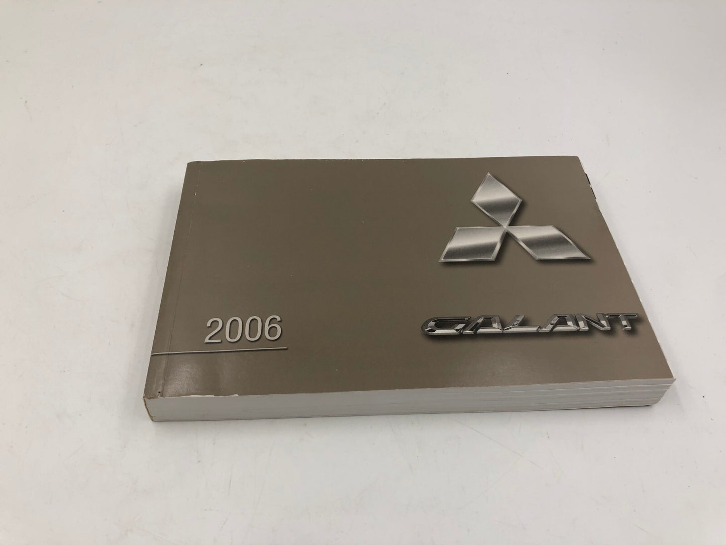 2006 Mitsubishi Galant Owners Manual Set with Case OEM D01B40014